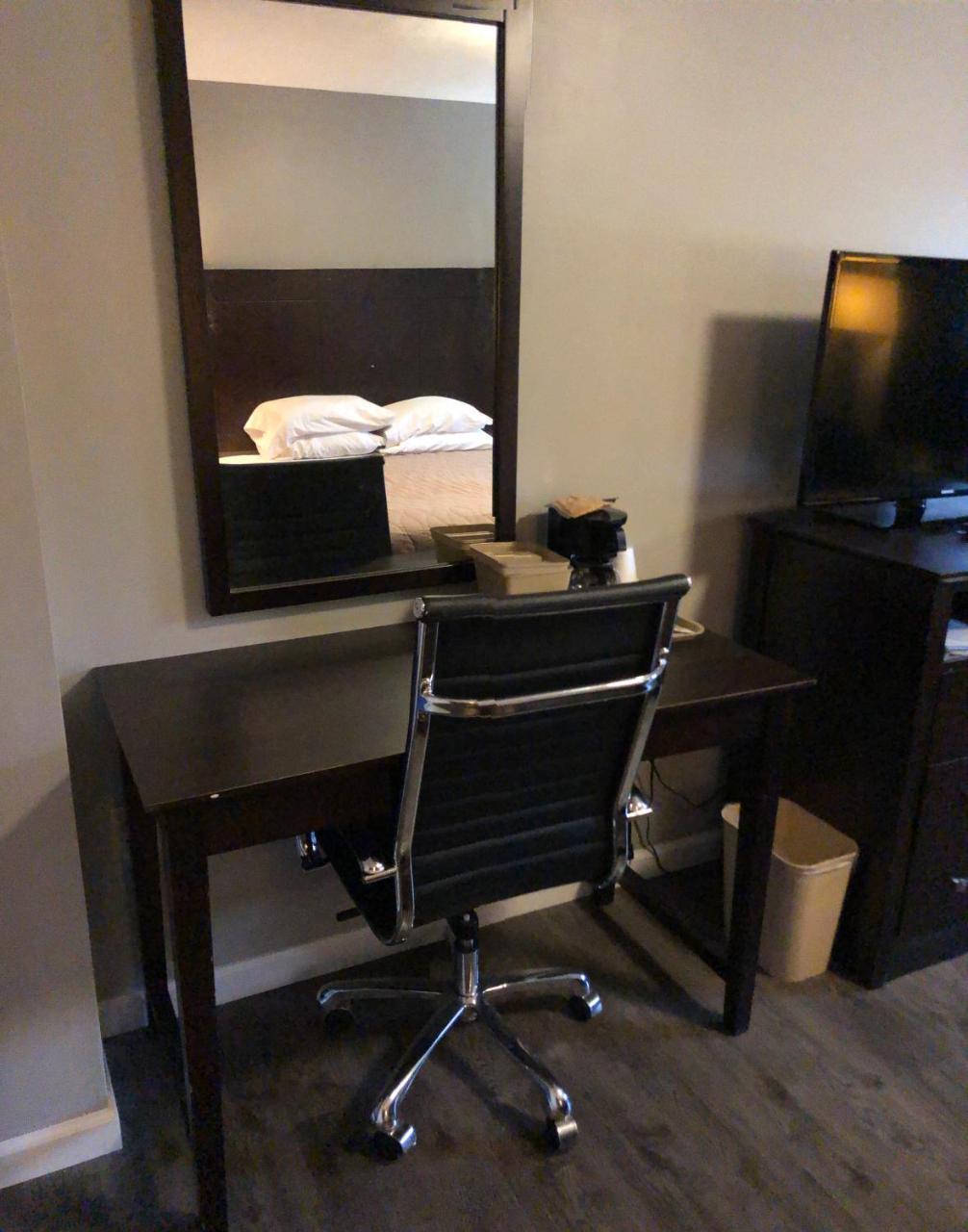 Deerfield Inn&Suites - Fairview Buitenkant foto