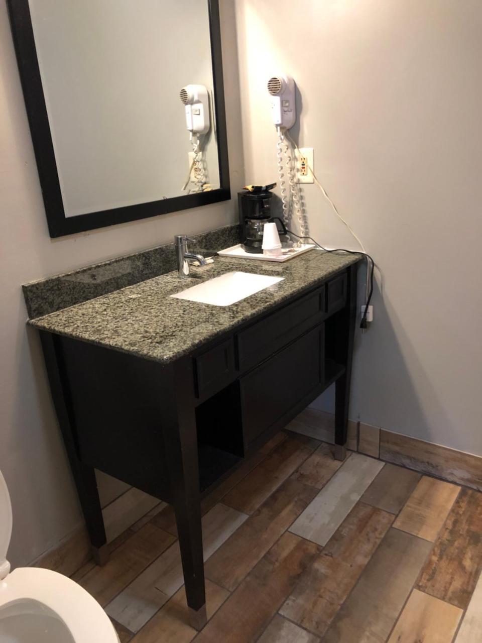 Deerfield Inn&Suites - Fairview Buitenkant foto