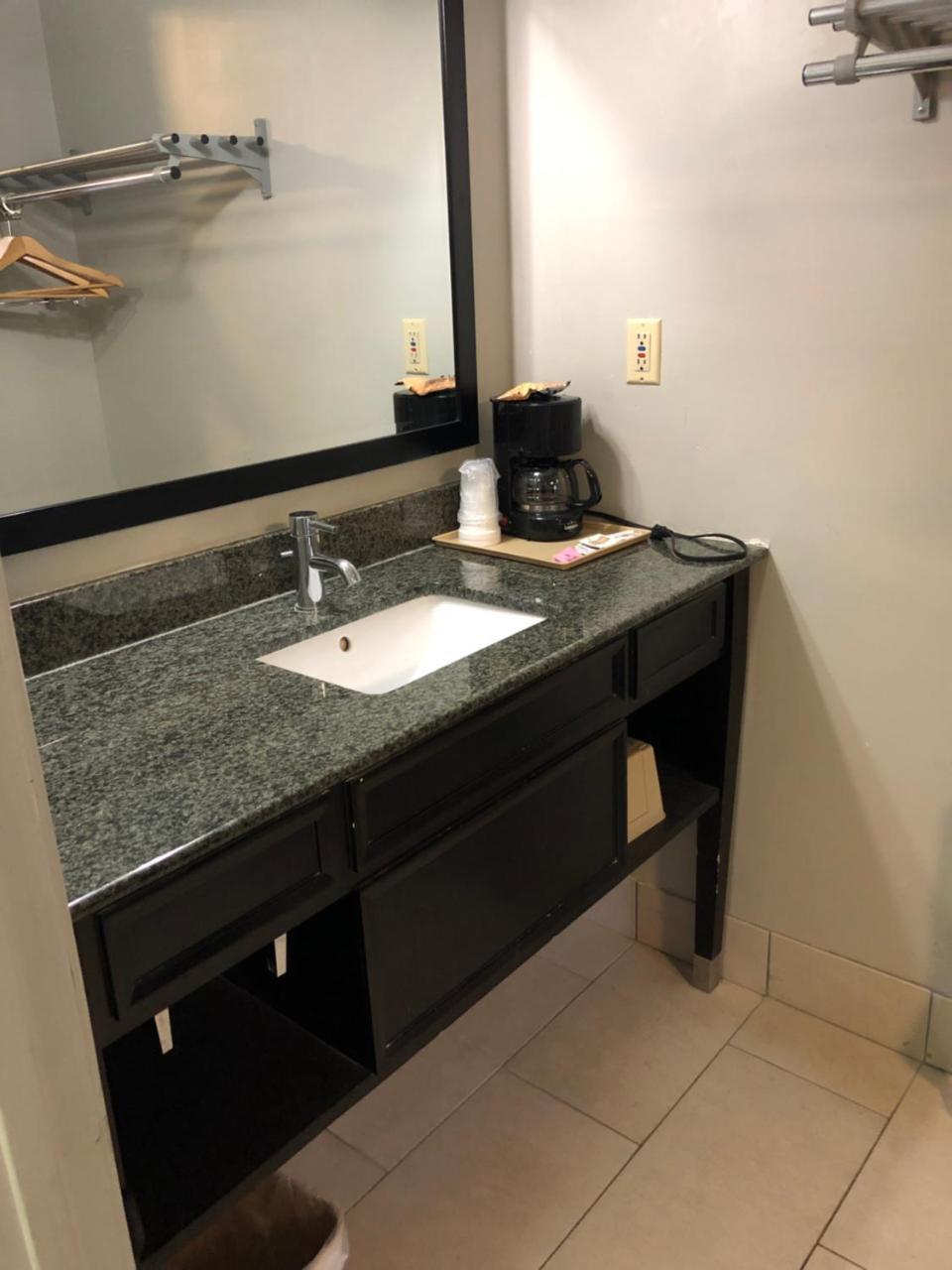 Deerfield Inn&Suites - Fairview Buitenkant foto